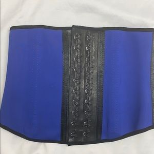 Waist Trainer size medium